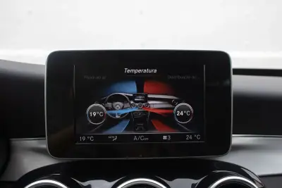 Mercedes-Benz C 220 2017 - 22750 EUR, 192000 km - AUTO.MOTO.pt - 192000km - foto 33 de 40