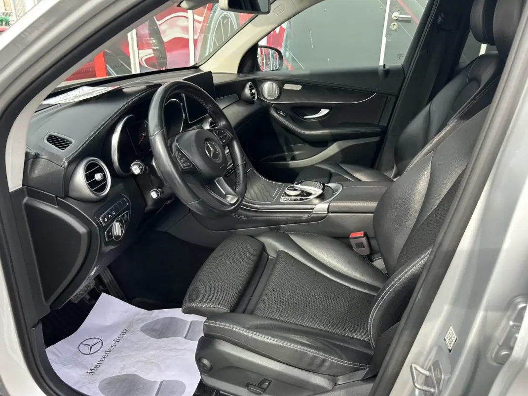 Mercedes-Benz GLC 350 2018 - 26947 EUR, 99000 km - 99000km - foto 8 de 20