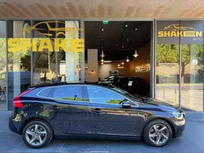 Volvo V40 2015 — photo 5 of 16