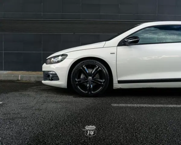 Volkswagen Scirocco 2013 - 16990 EUR, 153299 km - AUTO.MOTO.pt - 153299km - foto 21 de 49
