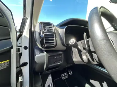 Citroën C5 Aircross 2019 - 18900 EUR, 162000 km - AUTO.MOTO.pt - 162000km - foto 12 de 28