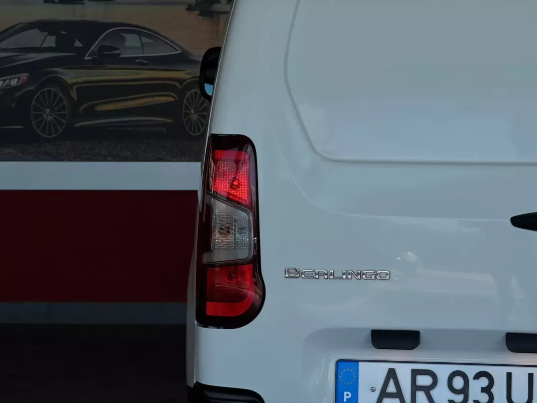 Citroën BERLINGO 1.5 BlueHDi 100 S&S Club M 2022 - 15990 EUR, 92798 km - AUTO.MOTO.pt - 92798km - foto 9 de 19