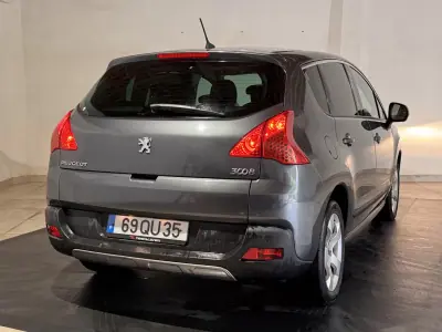 Peugeot 3008 2011 - 7900 EUR, 218000 km - AUTO.MOTO.pt - 218000km - foto 6 de 22