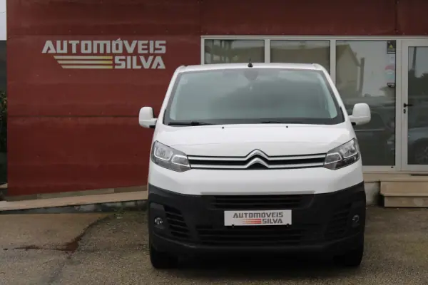 Citroën Jumpy 2016 - 13990 EUR, 148000 km - AUTO.MOTO.pt - 148000km - foto 4 de 22