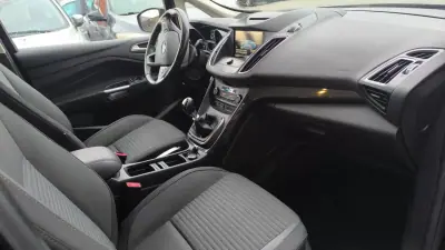 Ford C-Max 2015 - 10700 EUR, 168000 km - AUTO.MOTO.pt - 168000km - foto 7 de 16