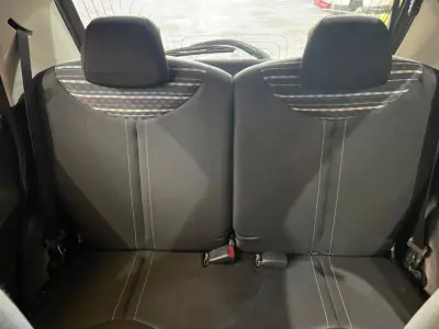 Citroën C1 2014 - 6750 EUR, 105000 km - AUTO.MOTO.pt - 105000km - foto 27 de 32