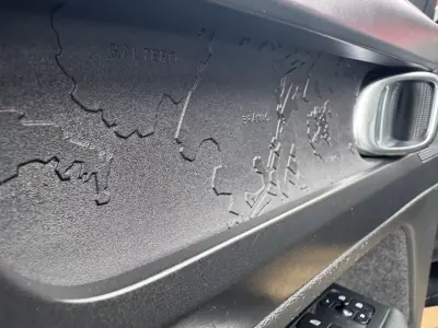 Volvo XC 40 2023 - 28500 EUR, 58000 km - AUTO.MOTO.pt - 58000km - foto 35 de 38