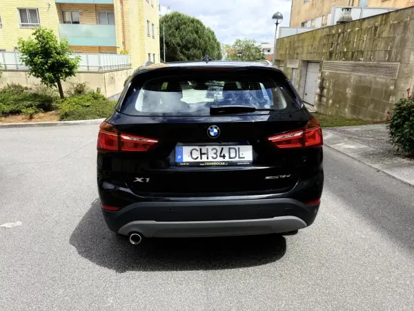 BMW X1 2019 - 19450 EUR, 183000 km - AUTO.MOTO.pt - 183000km - foto 5 de 15
