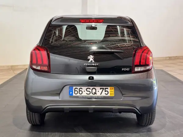 Peugeot 108 2017 - 8900 EUR, 45759 km - AUTO.MOTO.pt - 45759km - foto 7 de 24