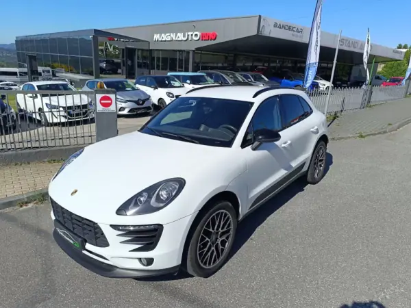Porsche Macan 2016 - 45500 EUR, 155000 km - AUTO.MOTO.pt - 155000km - foto 8 de 32