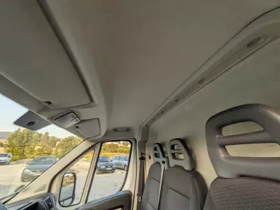 Citroën 2020 - 14990 EUR, 145000 km - AUTO.MOTO.pt - 145000km - foto 16 de 18