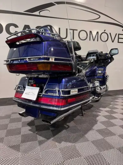 Honda Gold Wing 2000 - 8750 EUR, 84000 km - AUTO.MOTO.pt - 84000km - foto 15 de 28