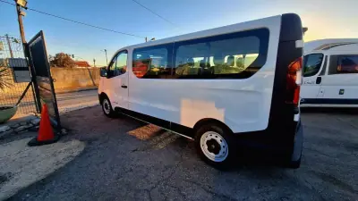 Renault Trafic 2017 — foto 4 de 16