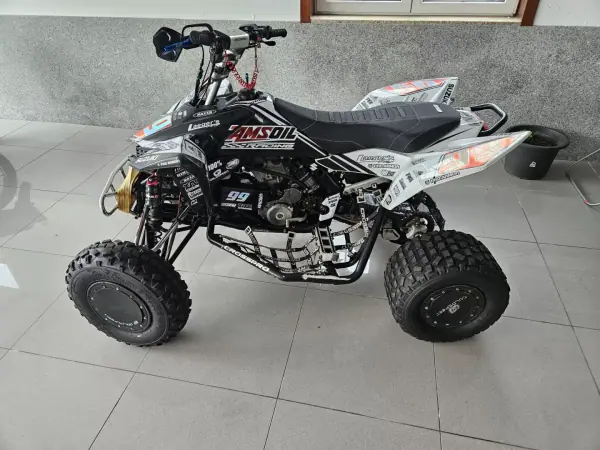 Suzuki 2008 - 12350 EUR, 10 km - AUTO.MOTO.pt - 10km - foto 3 de 8