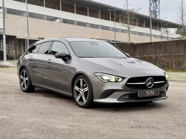 Mercedes-Benz CLA 180 2019 - 26500 EUR, 80000 km - AUTO.MOTO.pt - 80000km - foto 8 de 29
