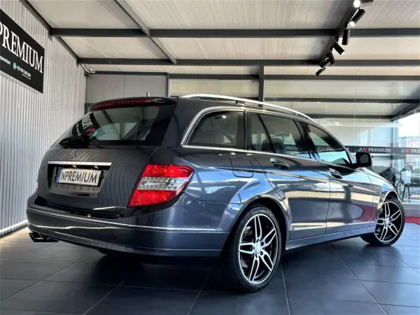 Mercedes-Benz C 220 2008 - 13990 EUR, 231000 km - AUTO.MOTO.pt - 231000km - foto 18 de 42