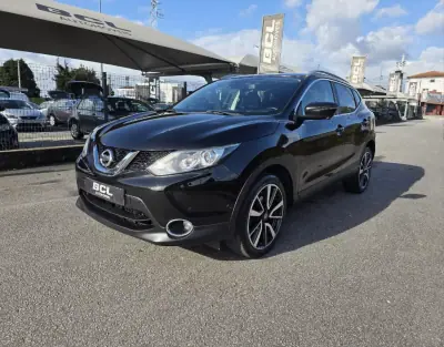 Nissan Qashqai 2015 - 13990 EUR, 146000 km - AUTO.MOTO.pt - 146000km - foto 4 de 40