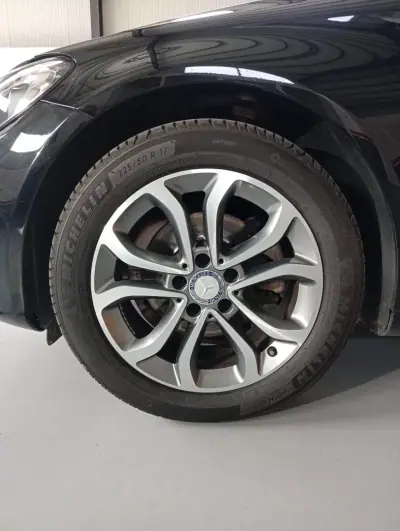 Mercedes-Benz C 180 2016 - 18950 EUR, 177676 km - AUTO.MOTO.pt - 177676km - foto 18 de 19