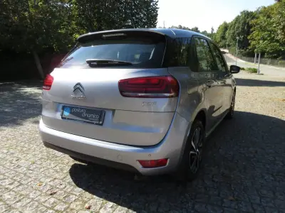 Citroën C4 Picasso 2017 - 13990 EUR, 169000 km - AUTO.MOTO.pt - 169000km - foto 9 de 45