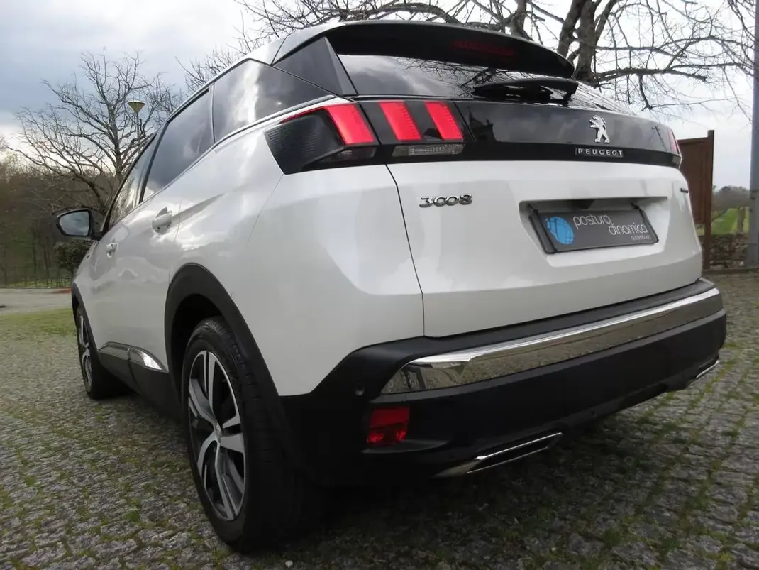 Peugeot 3008 2017 - 16990 EUR, 209000 km - 209000km - foto 19 de 48