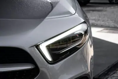 Mercedes-Benz A 180 2019 - 22450 EUR, 102667 km - AUTO.MOTO.pt - 102667km - foto 8 de 48