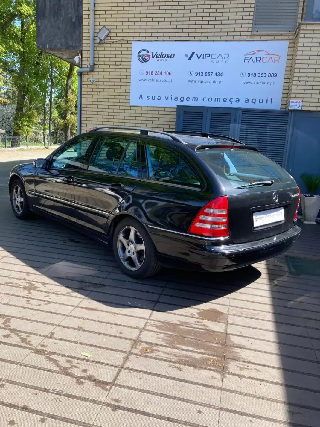 Mercedes-Benz C 180 2003 - 6000 EUR, 321000 km - AUTO.MOTO.pt - 321000km - foto 5 de 17
