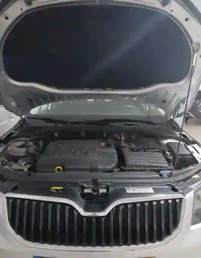 Skoda Octavia Break 2014 - 10500 EUR, 84000 km - 84000km - foto 5 de 7