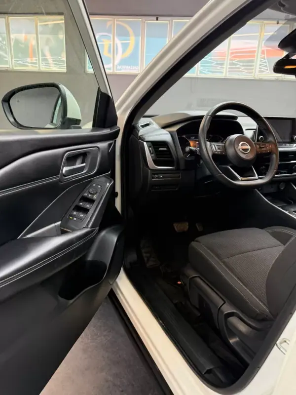 Nissan Qashqai 2024 - 27800 EUR, 28969 km - AUTO.MOTO.pt - 28969km - foto 14 de 30