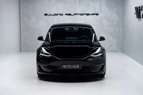 Tesla Model 3 2020 - 30950 EUR, 78000 km - AUTO.MOTO.pt - 78000km - foto 5 de 46