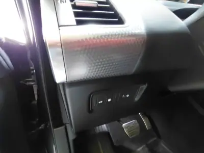 Land Rover Range Rover Sport 2019 - 57900 EUR, 128000 km - AUTO.MOTO.pt - 128000km - foto 21 de 34