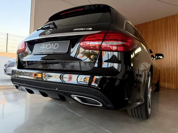 Mercedes-Benz C 200 2015 - 17999 EUR, 175000 km - AUTO.MOTO.pt - 175000km - foto 8 de 125