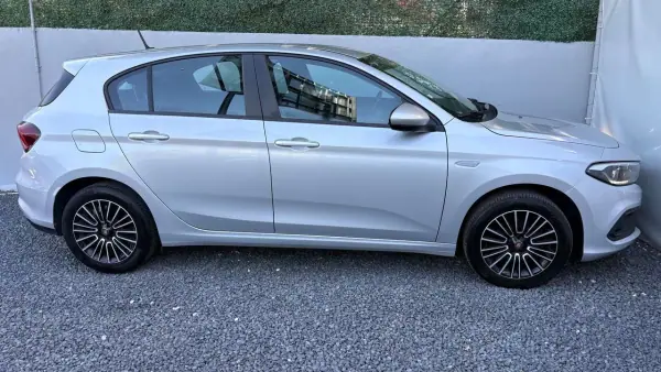 Fiat Tipo 2022 - 9900 EUR, 149000 km - AUTO.MOTO.pt - 149000km - foto 10 de 12