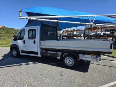 Peugeot 2020 - 18990 EUR, 170000 km - AUTO.MOTO.pt - 170000km - foto 5 de 14