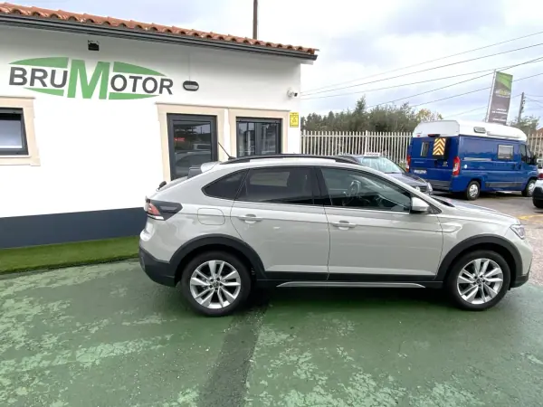 Volkswagen Taigo 2024 - 24300 EUR, 11083 km - AUTO.MOTO.pt - 11083km - foto 5 de 18