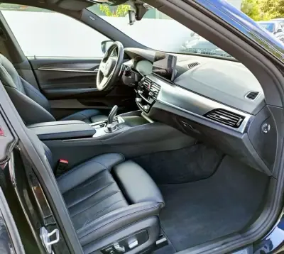 BMW 620 Gran Turismo 2022 - 44900 EUR, 88000 km - AUTO.MOTO.pt - 88000km - foto 2 de 38