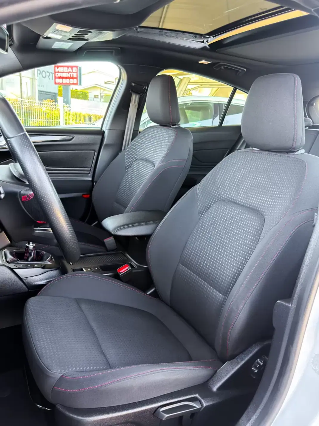 Ford Focus 2019 - 15500 EUR, 124230 km - 124230km - foto 15 de 26