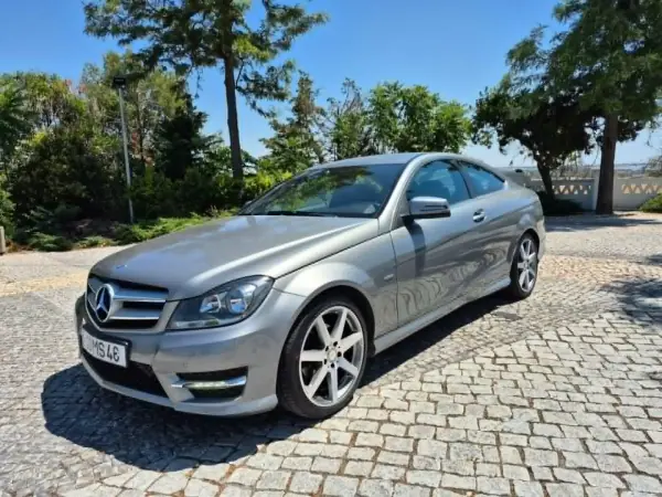 Mercedes-Benz C 220 2012 - 14900 EUR, 290081 km - AUTO.MOTO.pt - 290081km - foto 5 de 36