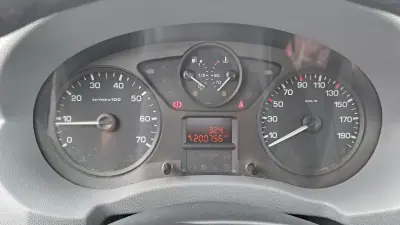 Citroën Jumpy 2009 - 12900 EUR, 200756 km - AUTO.MOTO.pt - 200756km - foto 5 de 11