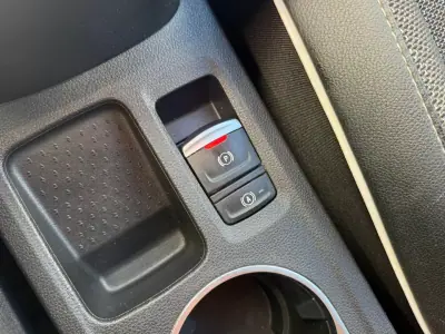 Renault Captur 2022 - 16900 EUR, 120826 km - AUTO.MOTO.pt - 120826km - foto 18 de 22