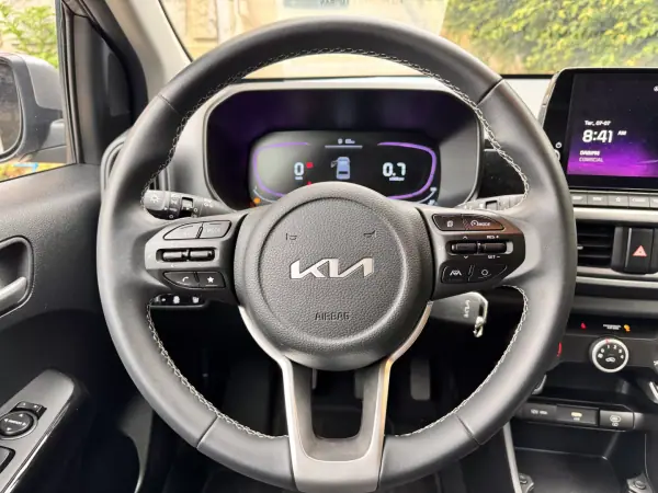 Kia Picanto 2025 - 15490 EUR, 17377 km - AUTO.MOTO.pt - 17377km - foto 12 de 26
