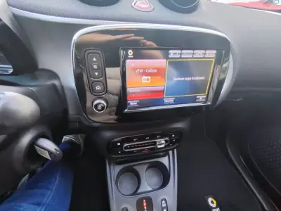Smart ForFour 2017 - 13500 EUR, 44000 km - AUTO.MOTO.pt - 44000km - foto 32 de 46