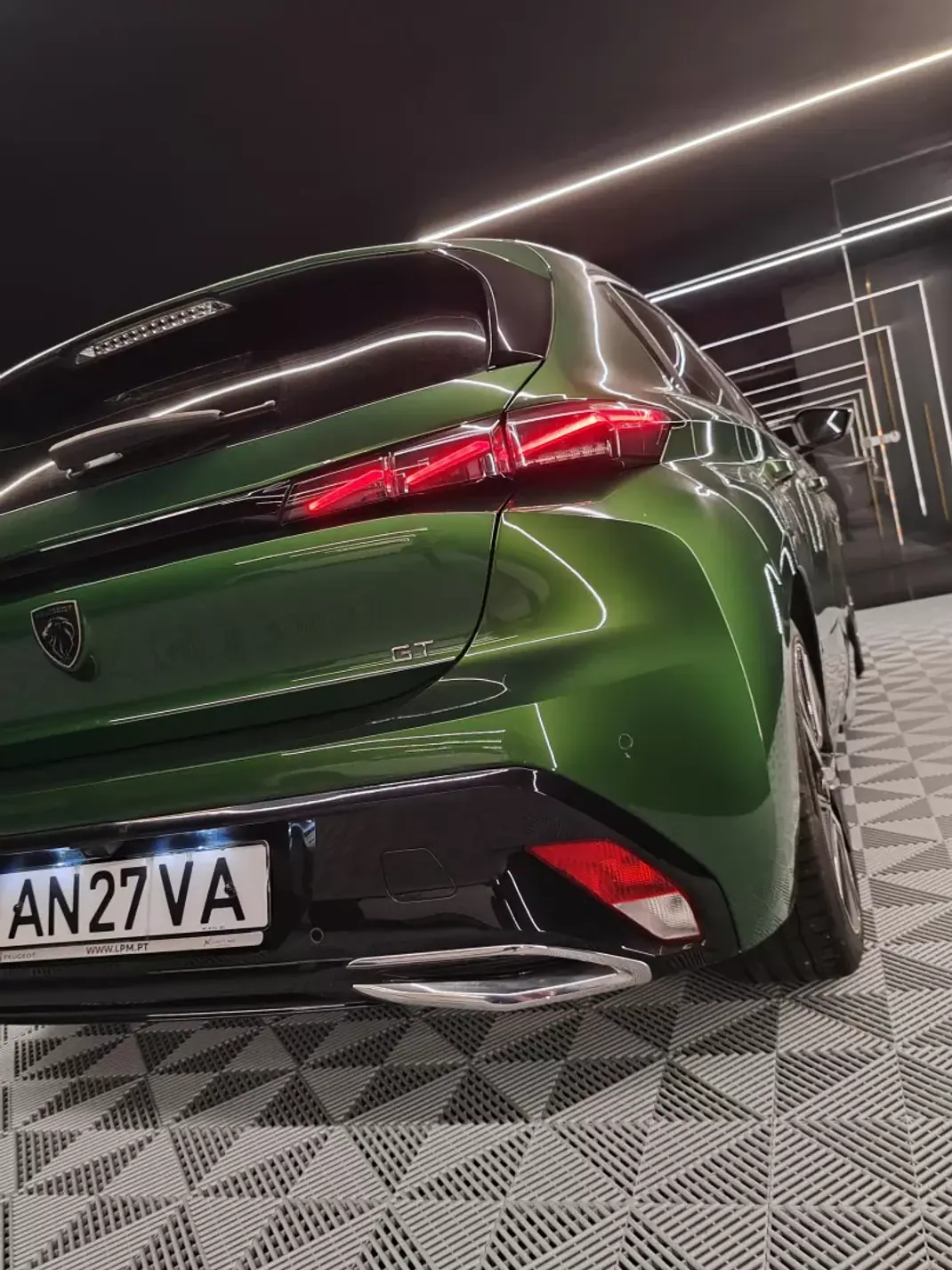 Peugeot 308 2022 - 22750 EUR, 133135 km - AUTO.MOTO.pt - 133135km - foto 12 de 26