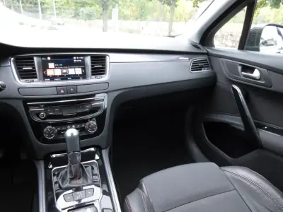 Peugeot 508 SW 2018 - 16990 EUR, 162000 km - AUTO.MOTO.pt - 162000km - foto 46 de 62
