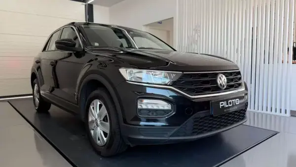 Volkswagen T-Roc 2019 - 14490 EUR, 175696 km - AUTO.MOTO.pt - 175696km - foto 5 de 25