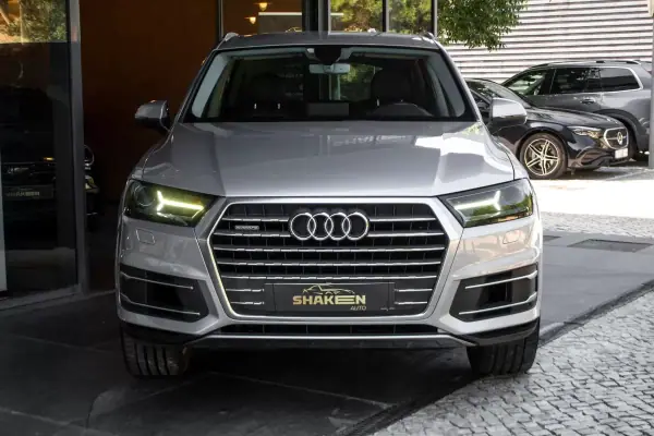 Audi Q7 2016 - 23990 EUR, 238077 km - AUTO.MOTO.pt - 238077km - foto 7 de 40