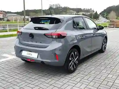 Opel Corsa 2026 - 20500 EUR, 4 km - AUTO.MOTO.pt - 4km - foto 4 de 15