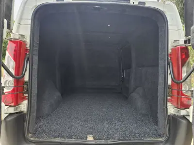 Citroën Jumpy 2011 - 8250 EUR, 285000 km - AUTO.MOTO.pt - 285000km - foto 9 de 10