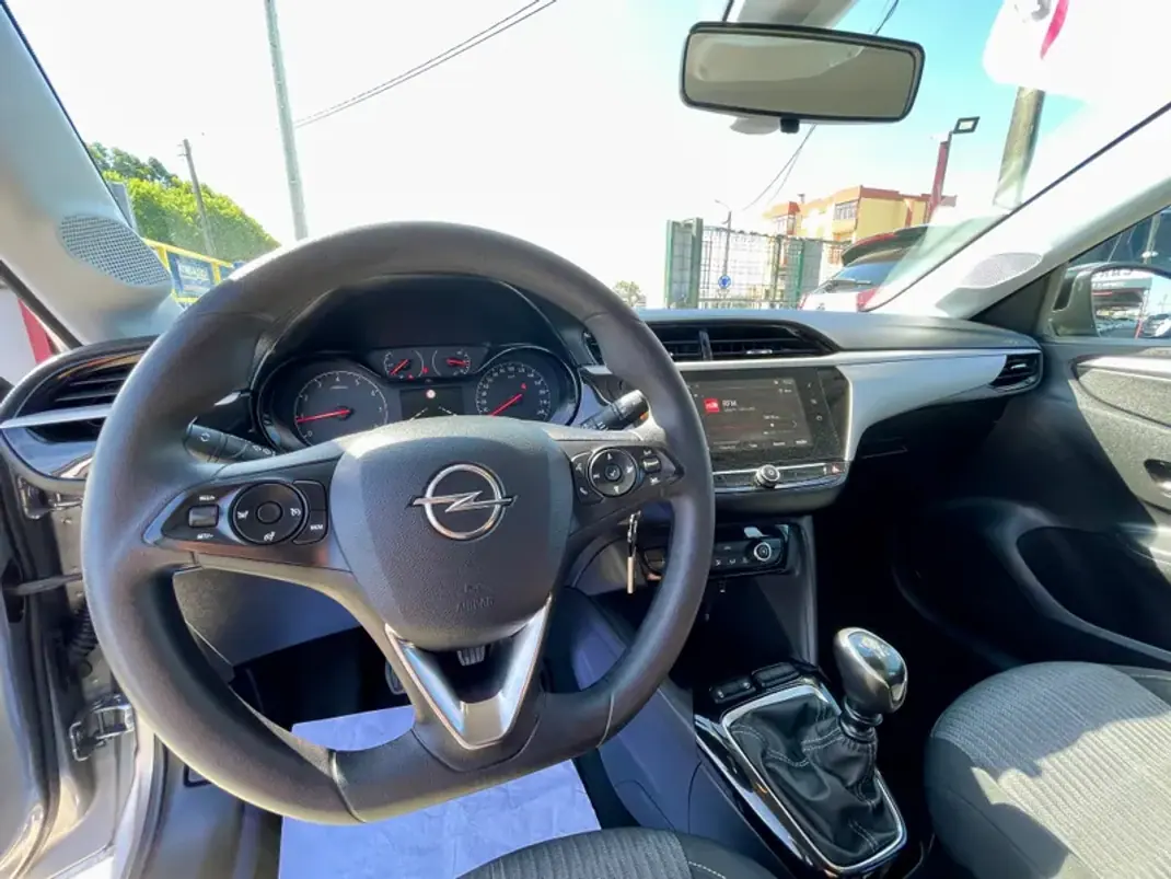 Opel Corsa 2020 - 15250 EUR, 94798 km - AUTO.MOTO.pt - 94798km - foto 18 de 27