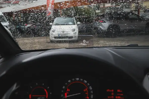 DS DS5 2018 - 16550 EUR, 136800 km - AUTO.MOTO.pt - 136800km - foto 22 de 23