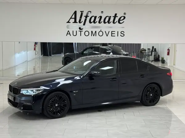 BMW 530 2020 - 31990 EUR, 120000 km - AUTO.MOTO.pt - 120000km - foto 6 de 65